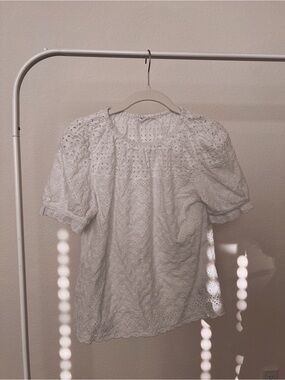 Gap Eyelet Puff Sleeve Top